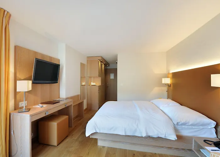 Szálloda Helvetia Intergolf 4*